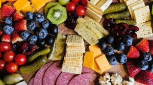 Whole Food Snacks vs Packaged Healthy Snacks